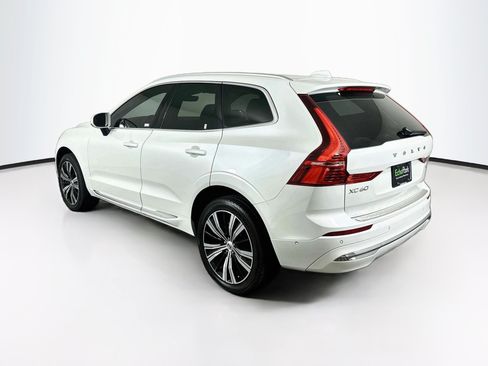 Used 2022 Volvo XC60 B5 Inscription w/ Advanced Package FWD image 5