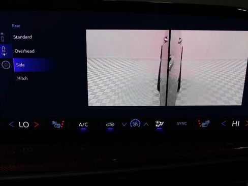 New 2026 Chevrolet Traverse Z71 w/ Enhanced Driving Package AWD/4WD image 58