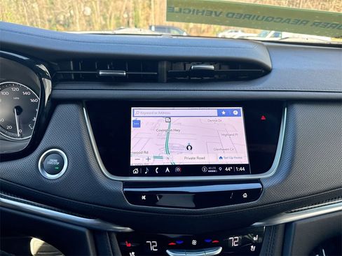 Used 2025 Cadillac XT5 Sportv w/ LPO, Floor Liner Package image 27