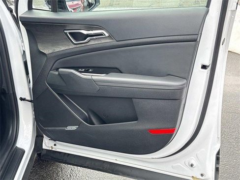 Used 2024 Kia Sportage X-Pro Prestige image 8