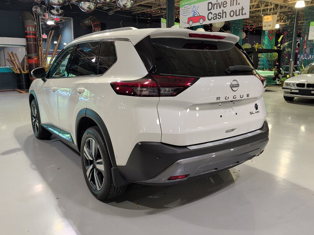Used 2023 Nissan Rogue SL w/ SL Premium Package AWD/4WD image 11