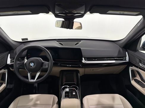 Used 2025 BMW X1 xDrive28i w/ Convenience Package image 29