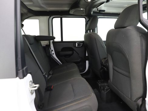Used 2024 Jeep Wrangler Unlimited Sport AWD/4WD image 13