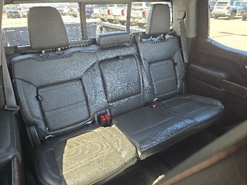 Used 2022 GMC Sierra 1500 Denali w/ Denali Premium Package AWD/4WD image 24