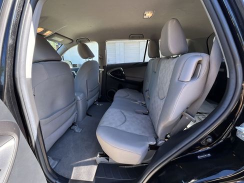 Used 2012 Toyota RAV4 4WD w/ Value Pkg image 39
