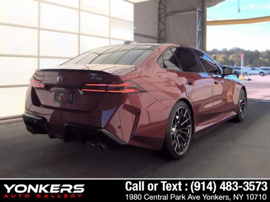 Used 2026 BMW M5 w/ Carbon Package AWD/4WD image 3