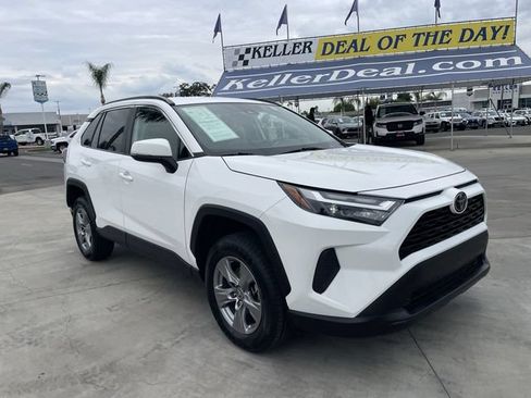 Used 2024 Toyota RAV4 XLE FWD image 2