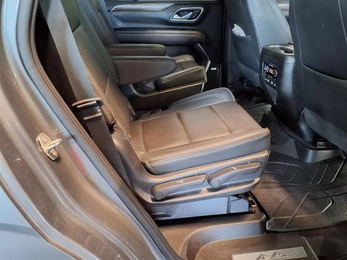 Used 2021 Chevrolet Tahoe High Country AWD/4WD image 11