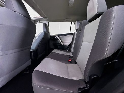 Used 2015 Toyota RAV4 XLE FWD image 29