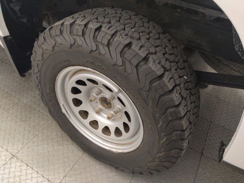 Used 2022 Chevrolet Silverado 1500 W/T w/ WT Value Package RWD image 31