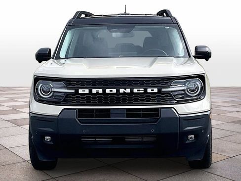 Certified 2025 Ford Bronco Sport Outer Banks w/ Outer Banks Tech Package+ AWD/4WD image 3