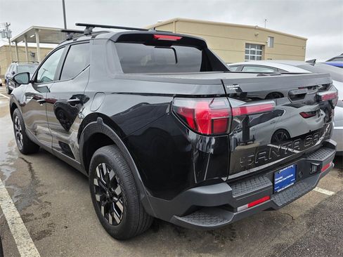 Certified 2025 Hyundai Santa Cruz SEL image 9