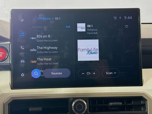 Used 2024 Toyota Tacoma TRD Off-Road image 14