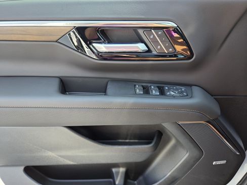 New 2026 Chevrolet Tahoe High Country AWD/4WD image 14