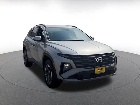 Used 2025 Hyundai Tucson SEL AWD/4WD image 3