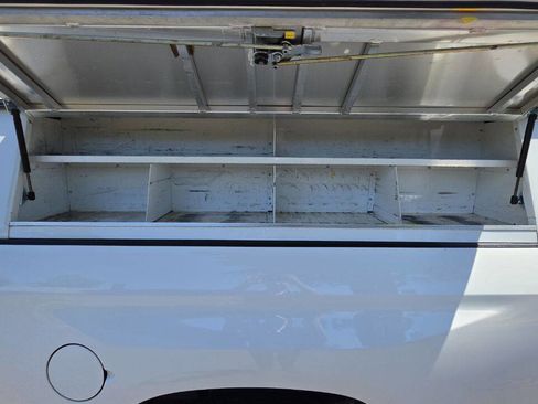 Used 2019 Toyota Tundra SR AWD/4WD image 10