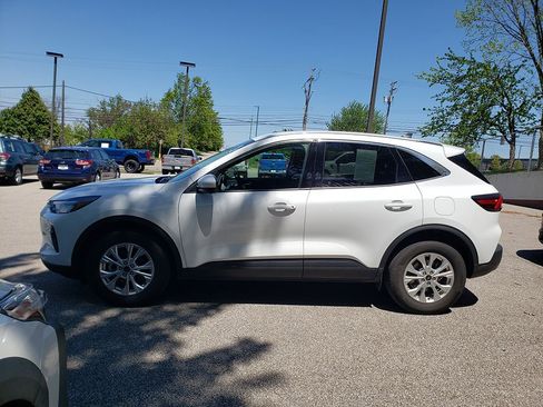 Used 2023 Ford Escape Active w/ Tech Pack #2 AWD/4WD image 5