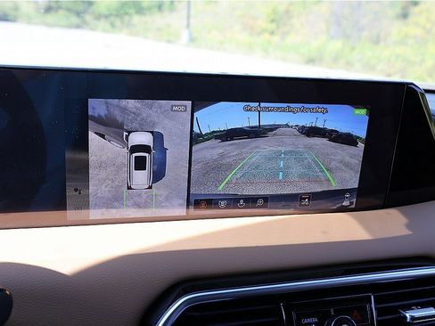 New 2026 Nissan Armada SL w/ Captain's Chari Seat Package image 24