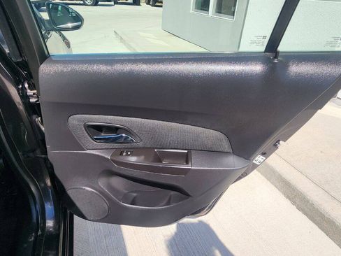 Used 2016 Chevrolet Cruze LTZ FWD image 22