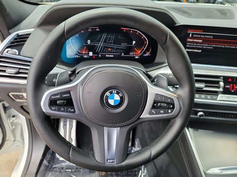 Used 2023 BMW X6 xDrive40i w/ M Sport Package AWD/4WD image 17