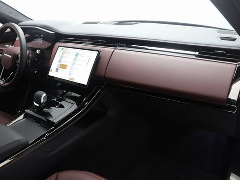 New 2025 Land Rover Range Rover Sport Autobiography image 21