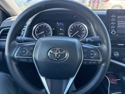 Used 2023 Toyota Camry LE w/ Convenience Package image 5