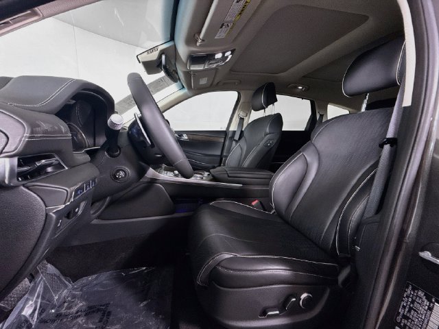 Used 2024 Genesis GV80 2.5T w/ Advanced Package AWD/4WD image 11