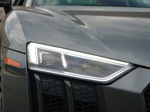 Used 2018 Audi R8 V10 plus AWD/4WD image 6