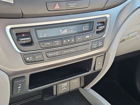 Used 2019 Honda Ridgeline RTL image 23