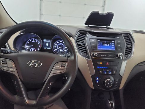 Used 2018 Hyundai Santa Fe Sport FWD image 12
