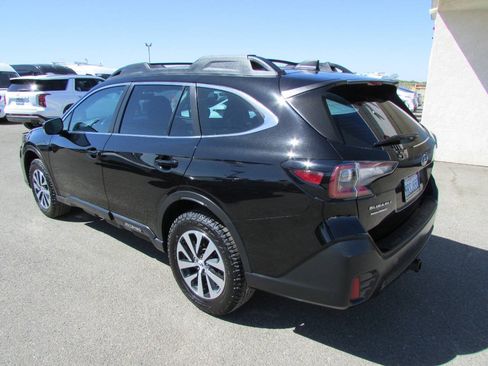 Used 2021 Subaru Outback AWD/4WD image 9