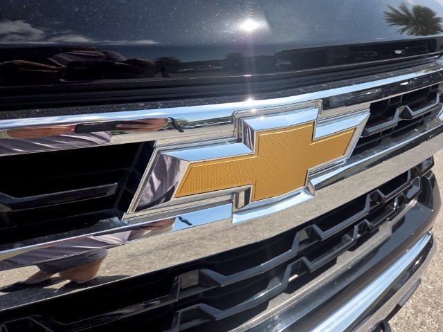 Used 2023 Chevrolet Silverado 1500 LT AWD/4WD image 20