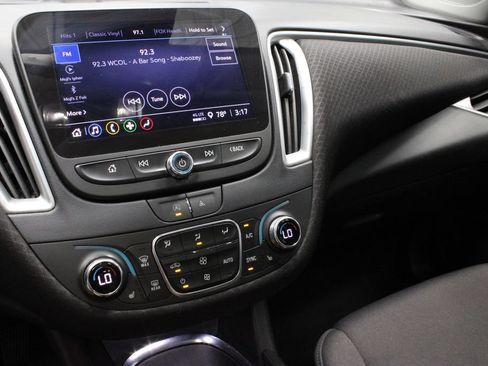 Used 2024 Chevrolet Malibu LT FWD image 31