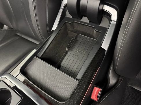 Used 2019 Audi Q8 Premium Plus AWD/4WD image 46