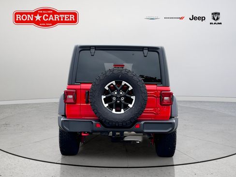 Used 2026 Jeep Wrangler Unlimited Rubicon AWD/4WD image 5