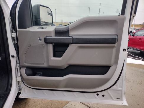 Used 2019 Ford F150 XL w/ Equipment Group 101A Mid image 17
