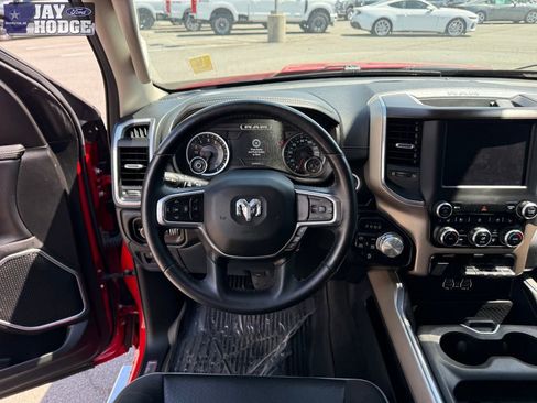 Used 2022 RAM 1500 Laramie AWD/4WD image 16