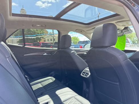 Used 2023 Buick Envision Avenir AWD/4WD image 18
