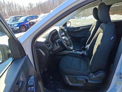 Used 2025 Ford Escape Active AWD/4WD image 14