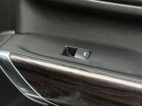 Used 2022 Chevrolet Silverado 3500 LTZ w/ LTZ Plus Package image 20