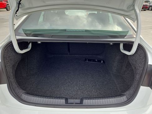 Used 2025 Volkswagen Jetta Sport image 28