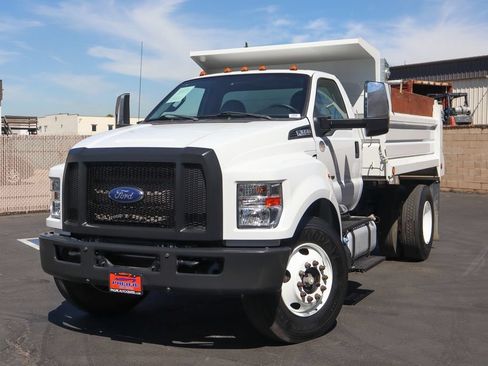 Used 2021 Ford F650 2WD Regular Cab Super Duty image 4