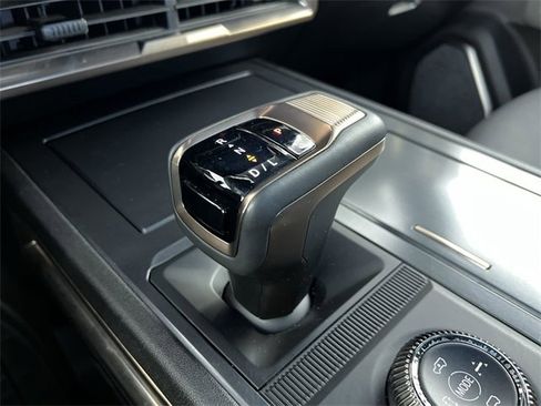 Used 2025 GMC Hummer EV 3X image 16