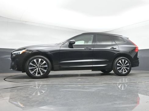 Used 2024 Volvo XC60 B5 Plus w/ Protection Package Premier AWD/4WD image 39
