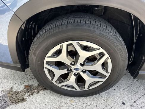 Certified 2022 Subaru Forester Premium w/ Popular Package #1 AWD/4WD image 10