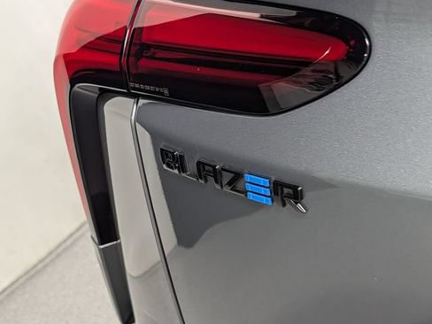 Certified 2024 Chevrolet Blazer EV RS AWD/4WD image 5