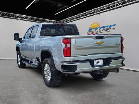 Used 2022 Chevrolet Silverado 2500 High Country w/ LPO, Hitch Package AWD/4WD image 7