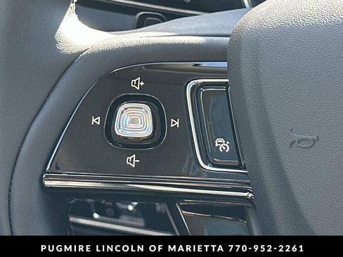 New 2026 Lincoln Corsair Premiere FWD image 25