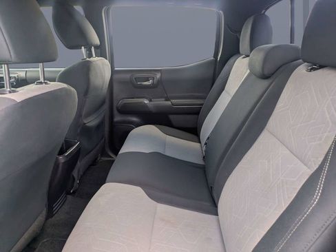 Used 2021 Toyota Tacoma TRD Sport RWD image 13
