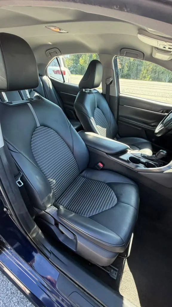 Used 2021 Toyota Camry SE FWD image 15